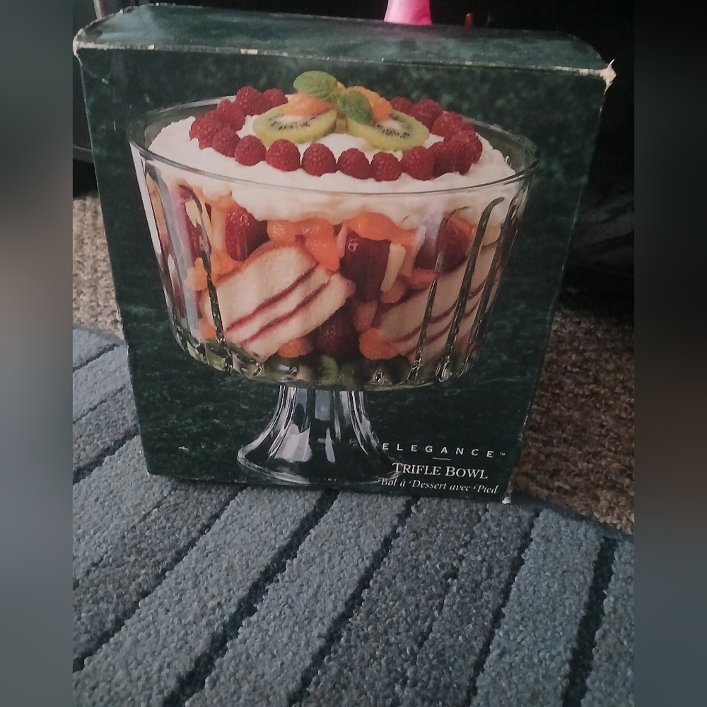 NIB Elegance Trifle Bowl Glass Beveled 8 1/2" Tall